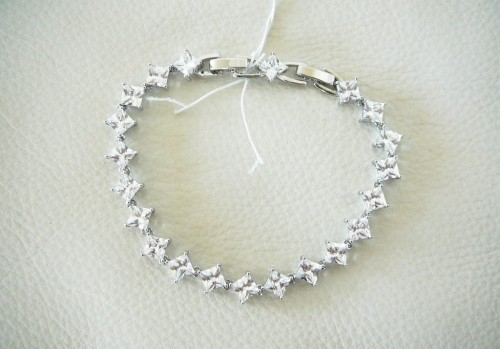 bb5e24640714c91aa7d2cd4452dc8440