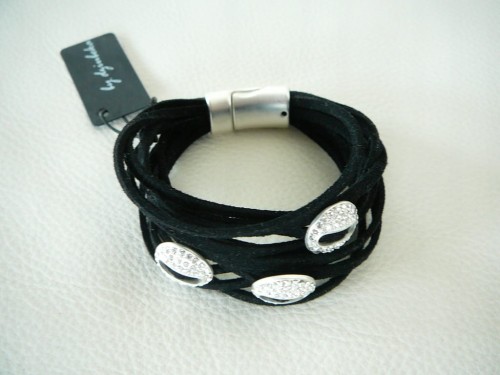 b70ba1aff1f1593fd39a641eff8ae844