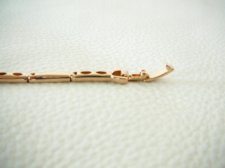 736775ee90256d483de5ff8b1d96348e