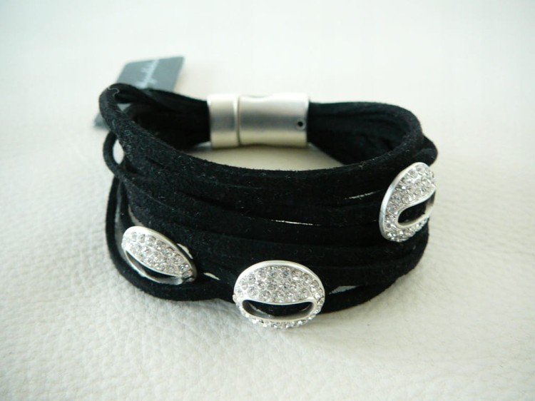 89751460282046bc3904f3584b4c4042