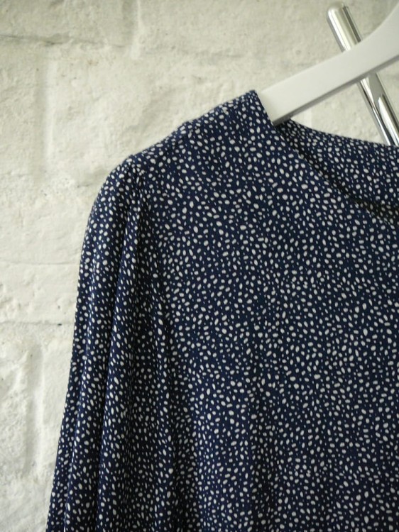 d670a53fd7d64a7a7bd00c0dde09d31a